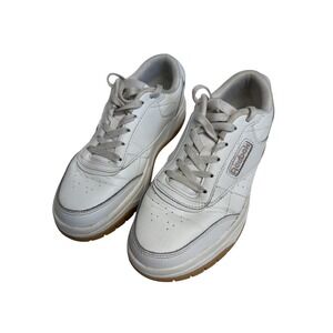 Women's Reebok Classic Leather Shoes. Size 7.5.